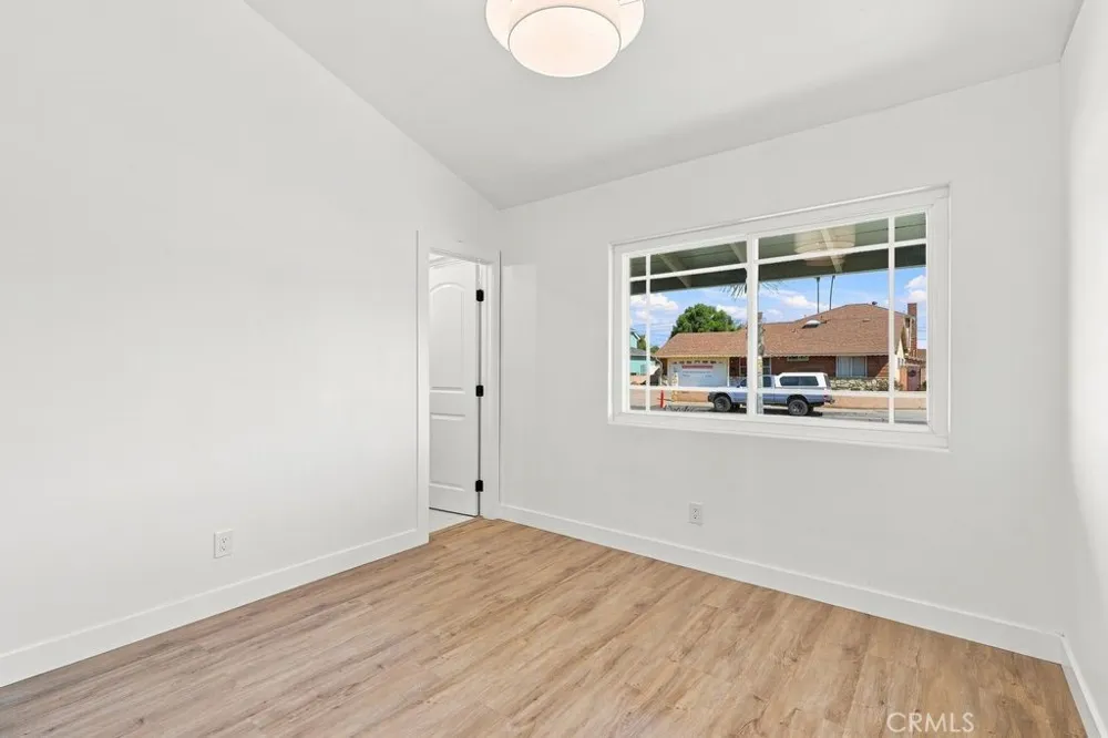 1118 Dena Santa Maria, CA 93454