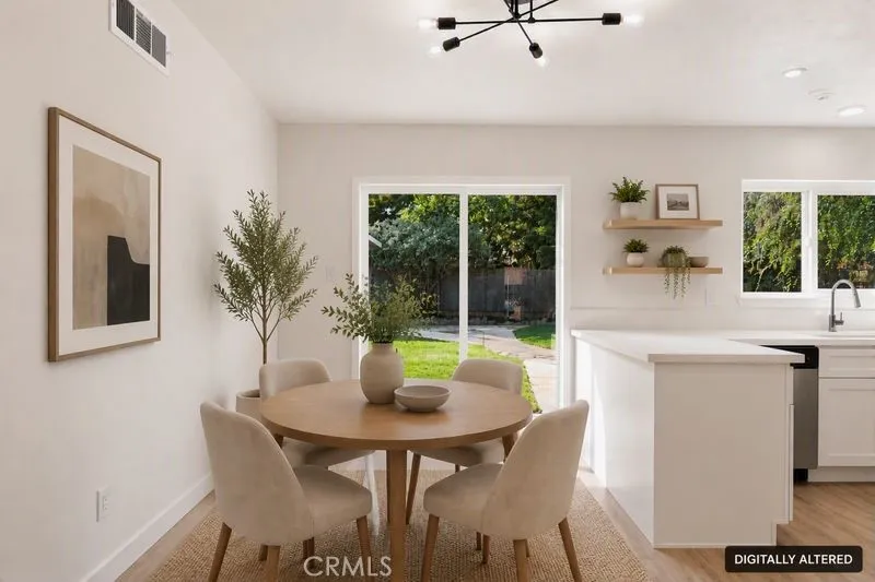 1118 Dena Santa Maria, CA 93454