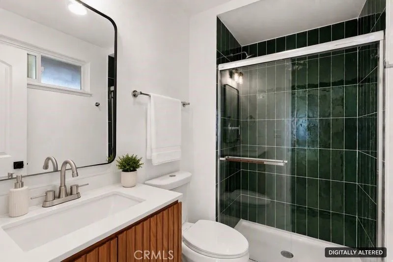 1118 Dena Santa Maria, CA 93454