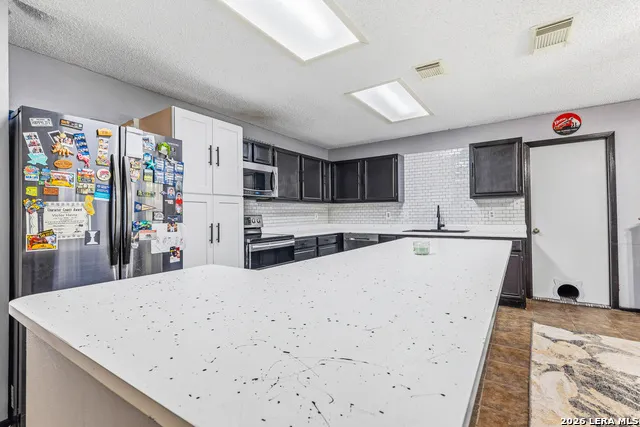 9551 MAIDENSTONE DR San Antonio, TX 78250