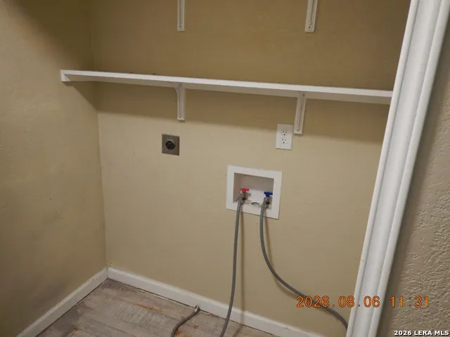 4322 Lehman Dr Kirby, TX 78219