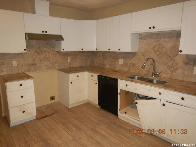 4322 Lehman Dr Kirby, TX 78219