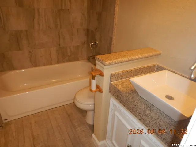 4322 Lehman Dr Kirby, TX 78219
