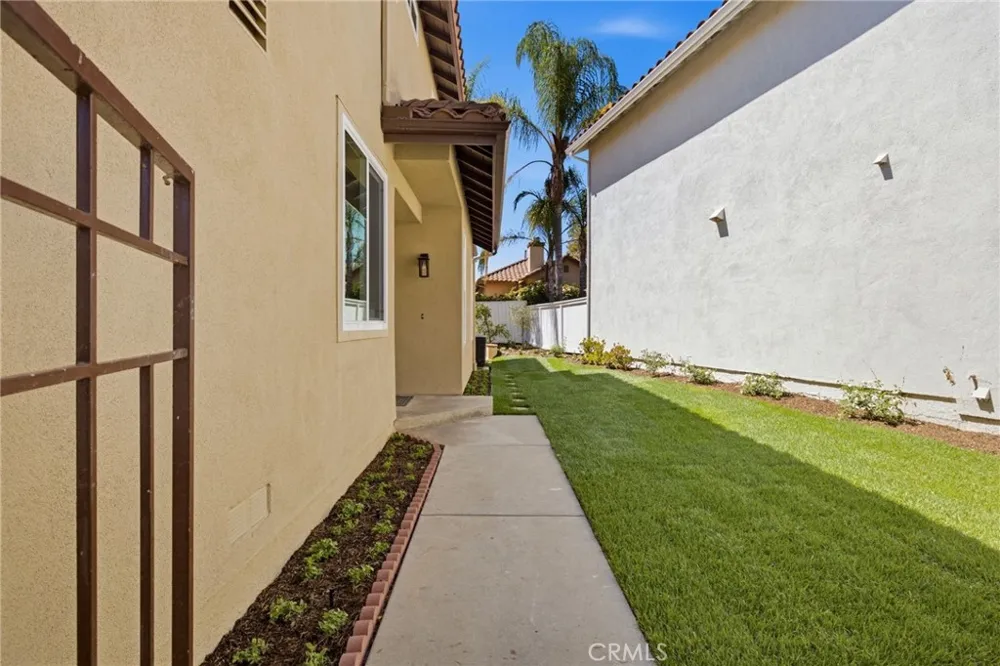 4 Via Jacinto Rancho Santa Margarita, CA 92688