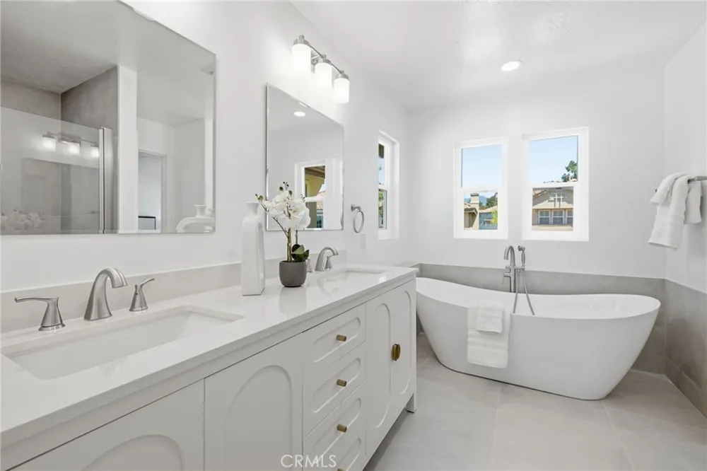 4 Via Jacinto Rancho Santa Margarita, CA 92688