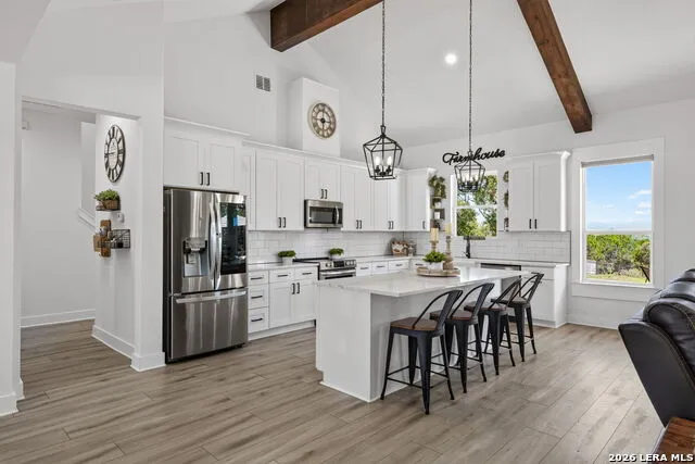 335 SADDLE MOUNTAIN DR Boerne, TX 78006