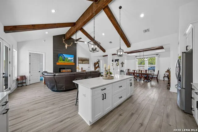 335 SADDLE MOUNTAIN DR Boerne, TX 78006