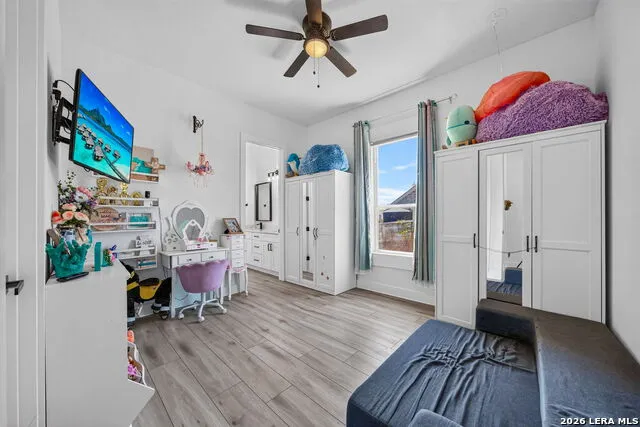 335 SADDLE MOUNTAIN DR Boerne, TX 78006