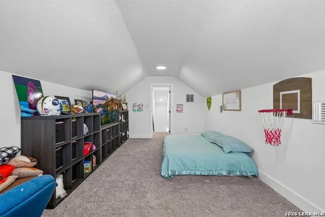 335 SADDLE MOUNTAIN DR Boerne, TX 78006