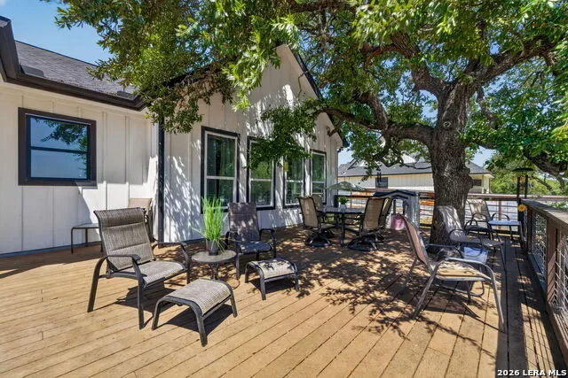 335 SADDLE MOUNTAIN DR Boerne, TX 78006
