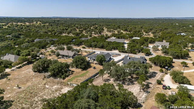 335 SADDLE MOUNTAIN DR Boerne, TX 78006