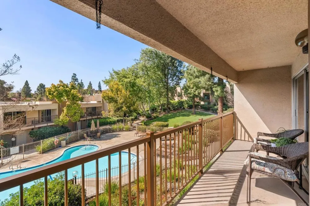 5700 Baltimore Drive #66 La Mesa, CA 91942