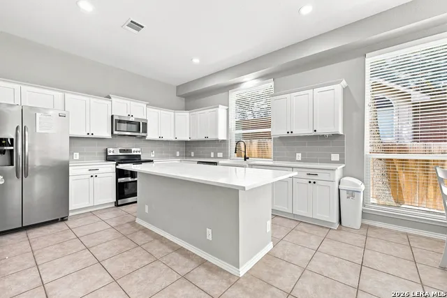 2448 Woodbridge Way Schertz, TX 78154