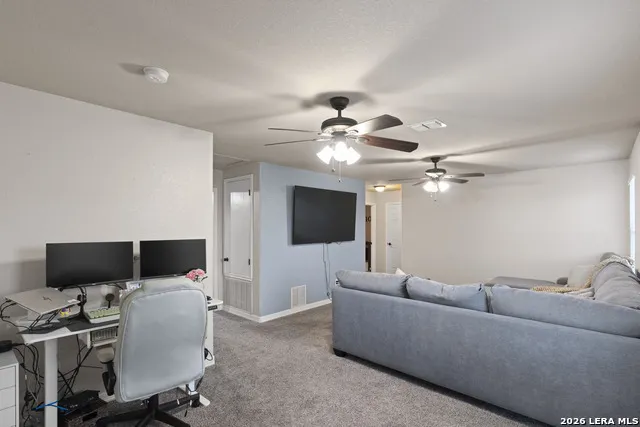 2526 SUNSET BND San Antonio, TX 78244