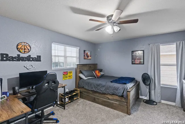 2526 SUNSET BND San Antonio, TX 78244