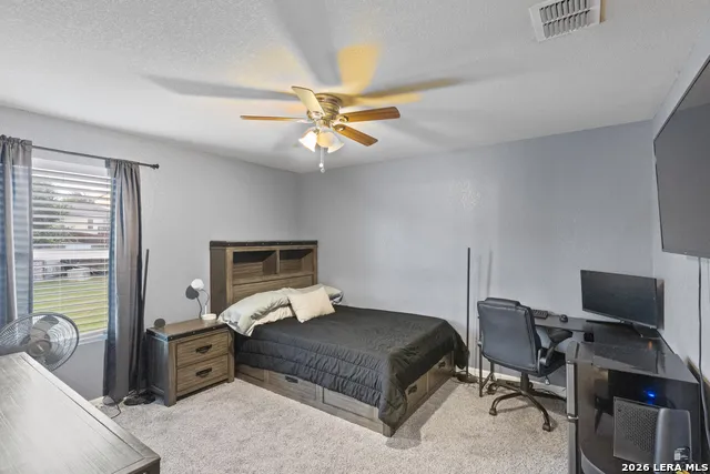 2526 SUNSET BND San Antonio, TX 78244