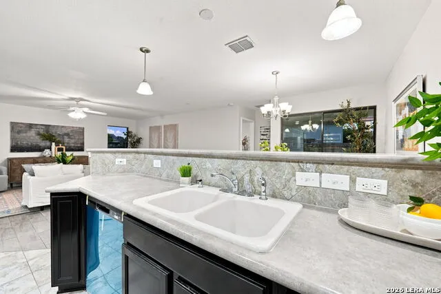 10222 FOSSIL VLY San Antonio, TX 78245