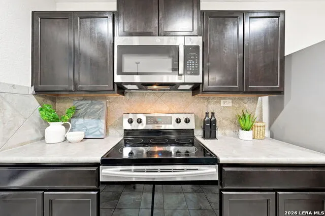 10222 FOSSIL VLY San Antonio, TX 78245