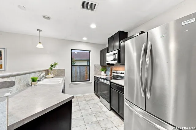 10222 FOSSIL VLY San Antonio, TX 78245