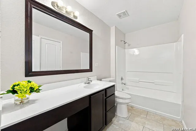 10222 FOSSIL VLY San Antonio, TX 78245