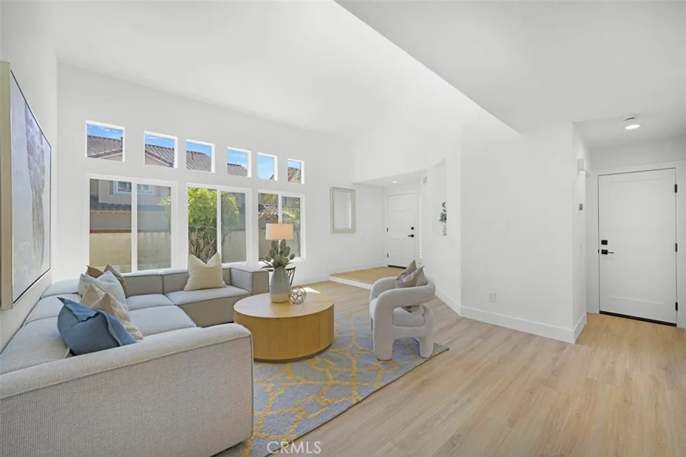 2578 Calle Barcelona Tustin, CA 92782