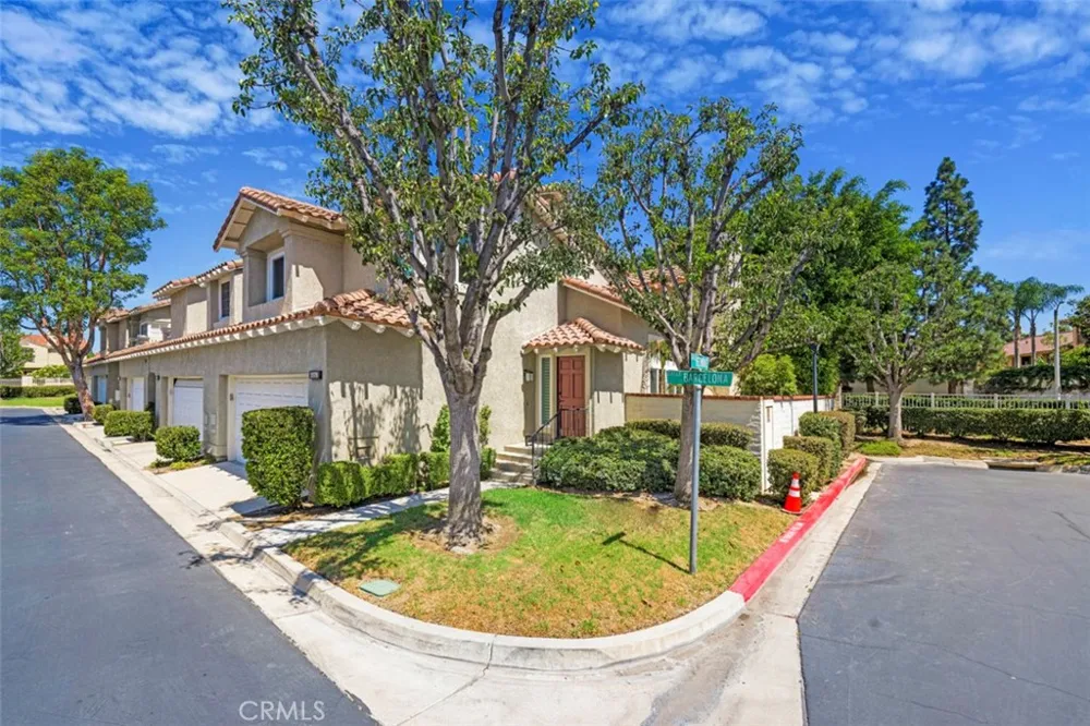 2578 Calle Barcelona Tustin, CA 92782