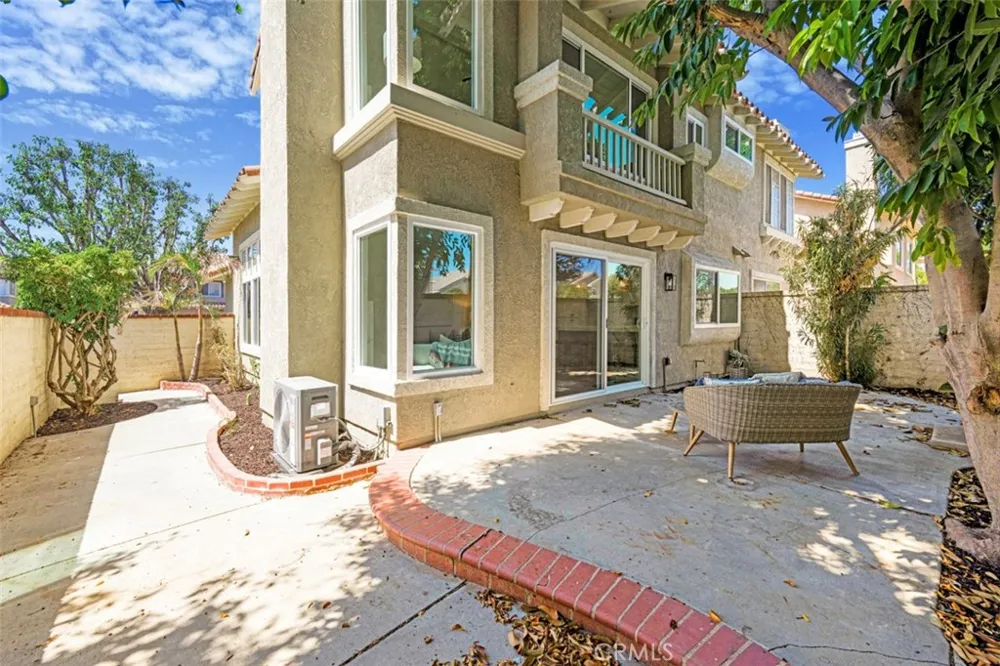 2578 Calle Barcelona Tustin, CA 92782