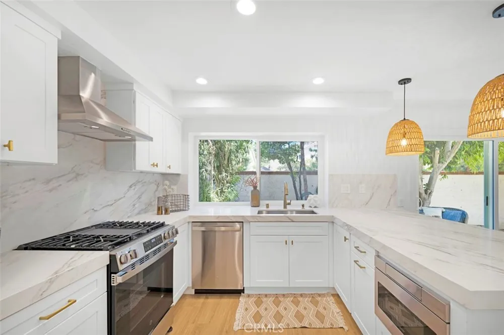 2578 Calle Barcelona Tustin, CA 92782