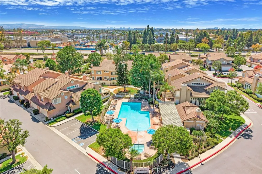 2578 Calle Barcelona Tustin, CA 92782