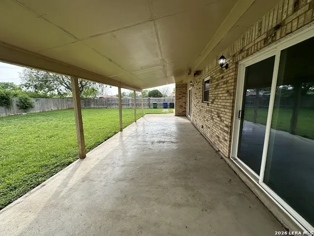 4402 LAKEWOOD DR San Antonio, TX 78220
