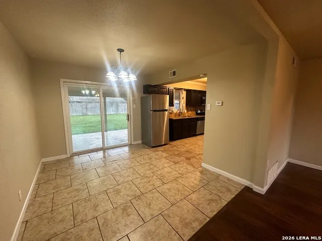4402 LAKEWOOD DR San Antonio, TX 78220