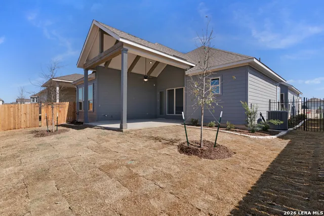 10145 Heinichen San Antonio, TX 78245