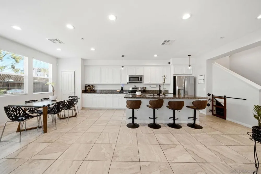 1165 Calle Oroblanco #1 Chula Vista, CA 91913