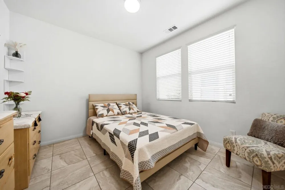 1165 Calle Oroblanco #1 Chula Vista, CA 91913