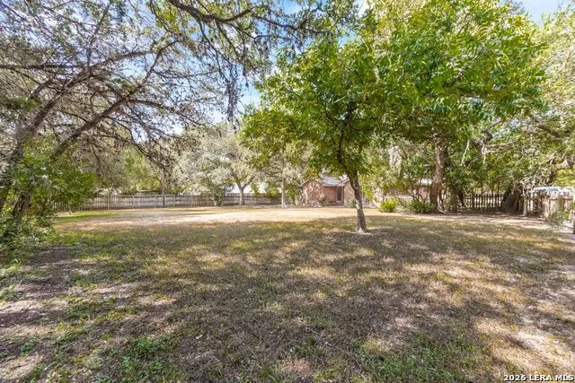 20008 HICKORY BND Garden Ridge, TX 78266