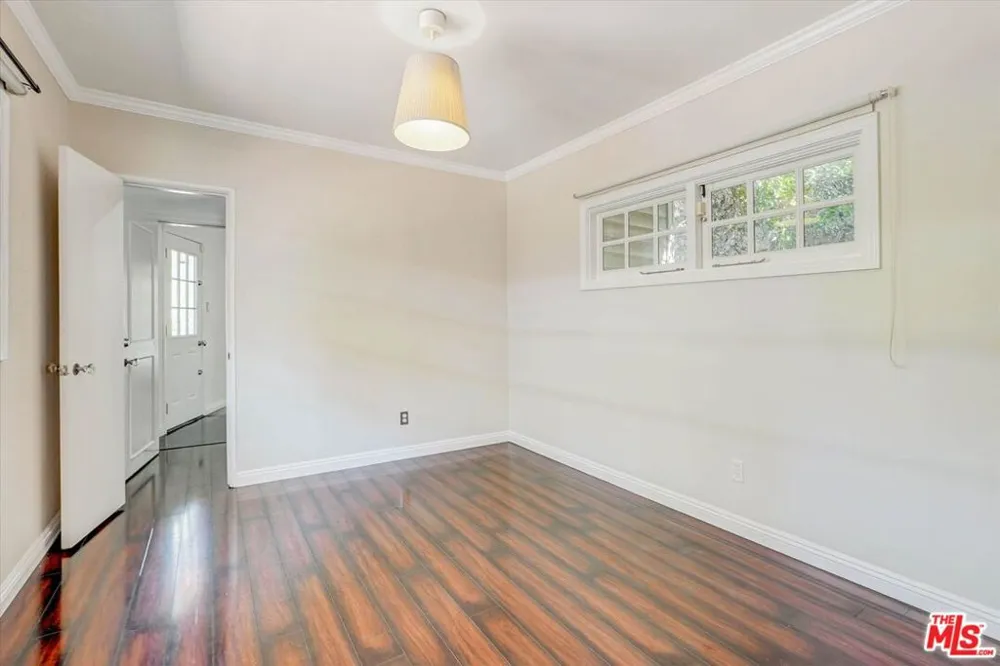2200 Outpost Drive Los Angeles, CA 90068