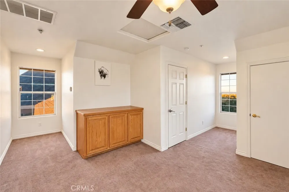 8250 Cataba Oak Hills, CA 92344