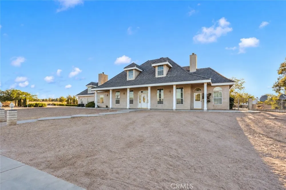 8250 Cataba Oak Hills, CA 92344