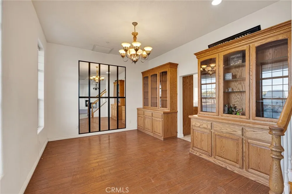 8250 Cataba Oak Hills, CA 92344