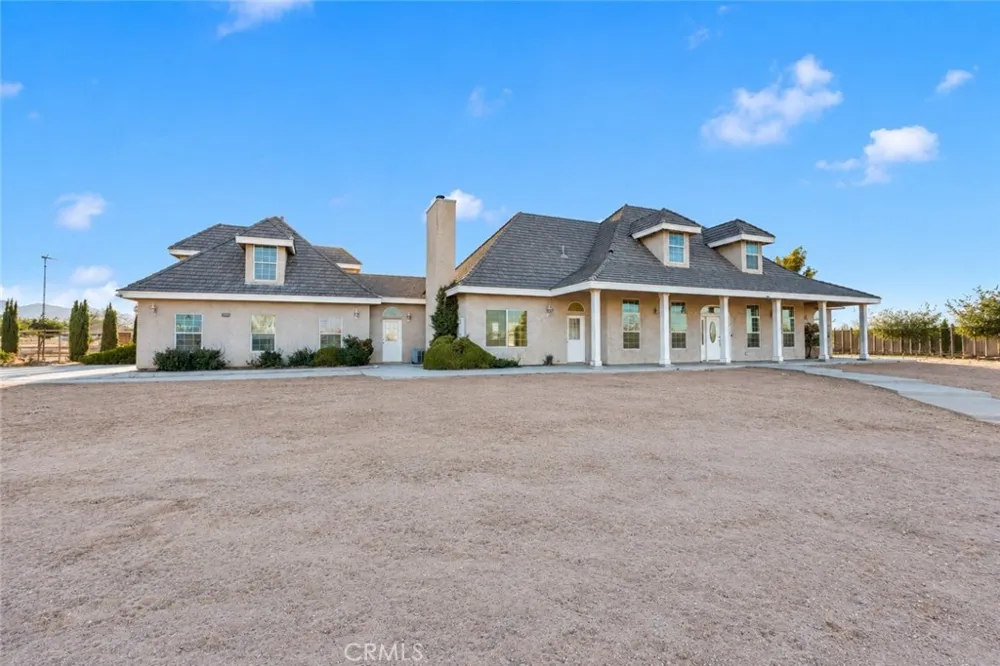 8250 Cataba Oak Hills, CA 92344