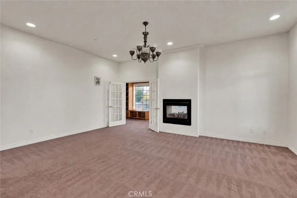 8250 Cataba Oak Hills, CA 92344