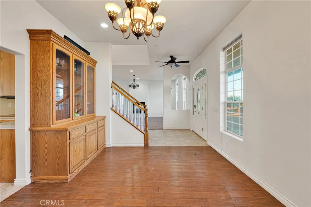 8250 Cataba Oak Hills, CA 92344