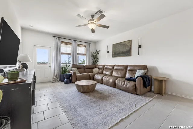 10919 Apple Dumpling Grv San Antonio, TX 78224