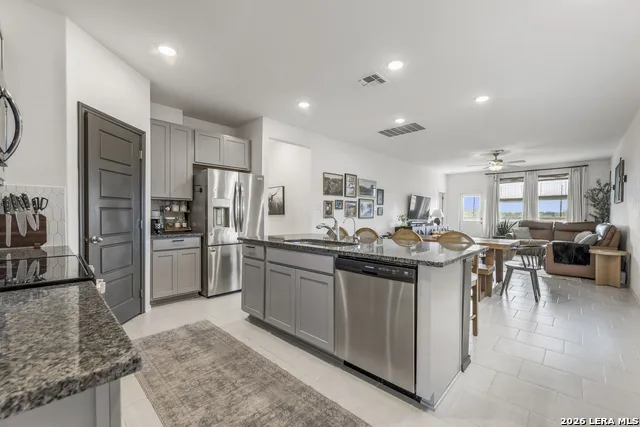10919 Apple Dumpling Grv San Antonio, TX 78224
