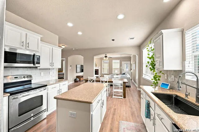304 Tumbleweed Run Cibolo, TX 78108