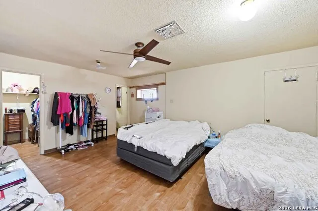 1155 JONES RD Kingsbury, TX 78638