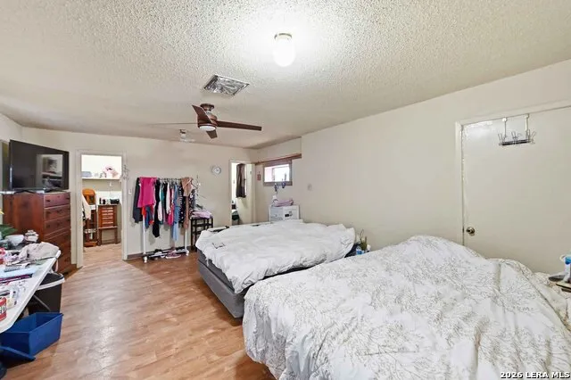 1155 JONES RD Kingsbury, TX 78638