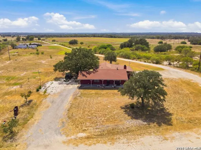 1155 JONES RD Kingsbury, TX 78638