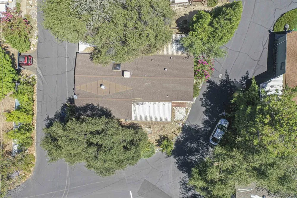 10956 Green Columbia, CA 95310