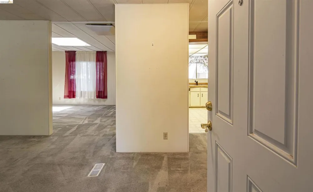 10956 Green Columbia, CA 95310